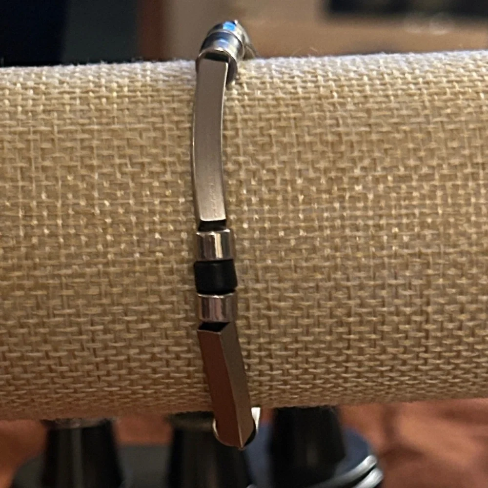 Men’s Y2K Style Silver and Black Bracelet